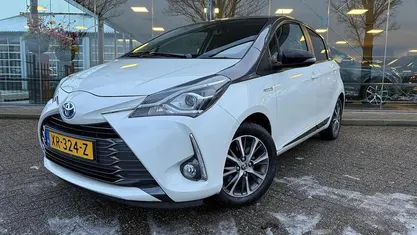 Gebruikt 2019 Toyota Yaris Hybrid Edition Hatchback | € 18.345 (Eerlijke prijs)