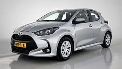 Gebruikt 2024 Toyota Yaris Active Hatchback | € 22.250 (Eerlijke prijs)