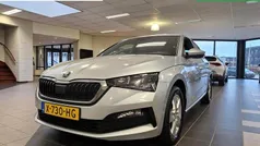 Grijs Gebruikt 2023 Skoda Scala Business Line Hatchback | € 20.695 (Eerlijke prijs)