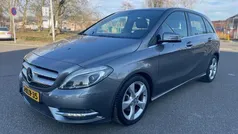 Grijs Gebruikt 2013 Mercedes B180 Ambition MPV | € 12.795 (Eerlijke prijs)