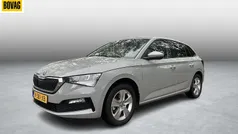 Grijs Gebruikt 2024 Skoda Scala Ambition Hatchback | € 20.700 (Eerlijke prijs)
