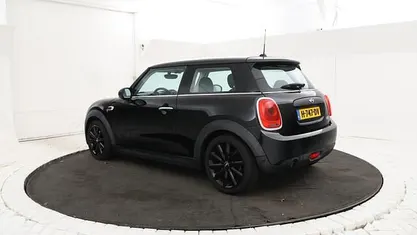 Gebruikt 2016 Mini ONE Business Hatchback | € 8.995 (Goede deal)