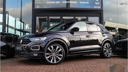 Zwart Occasion 2019 VW T-Roc Business SUV | € 24.950 (Eerlijke prijs)