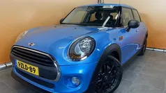 Blauw Gebruikt 2015 Mini ONE Hatchback | € 9.650 (Eerlijke prijs)