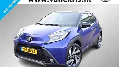 Blauw Gebruikt 2023 Toyota Aygo X Envy SUV | € 19.599 (Eerlijke prijs)