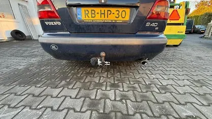 Blauw Gebruikt 1997 Volvo S40 Sedan | € 2.500 (Eerlijke prijs)