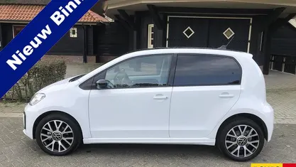 Occasion 2021 VW e-up! Style Hatchback | € 18.999 (Eerlijke prijs)