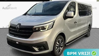 Grijs Gebruikt 2024 Renault Trafic MPV | € 34.950 (Eerlijke prijs)