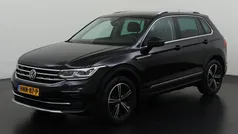 Zwart Gebruikt 2021 VW Tiguan Elegance SUV | € 30.895 (Eerlijke prijs)