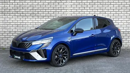 Blauw Occasion 2024 Renault Clio V Esprit Alpine Hatchback | € 23.295 (Eerlijke prijs)