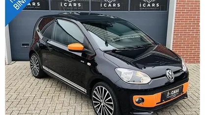 Occasion 2015 VW up! high up! Hatchback | € 6.500 (Eerlijke prijs)