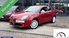 Rood Gebruikt 2015 Alfa Romeo MiTo Impression Hatchback | € 8.450 (Eerlijke prijs)