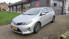 Grijs Gebruikt 2015 Toyota Auris Hatchback | € 13.950 (Goede deal)