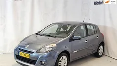 Blauw Gebruikt 2012 Renault Clio IV Collection Hatchback | € 3.499 (Goede deal)