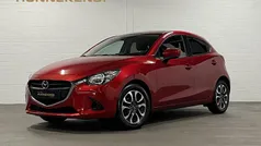 Rood Gebruikt 2017 Mazda 2 Hatchback | € 14.400 (Eerlijke prijs)