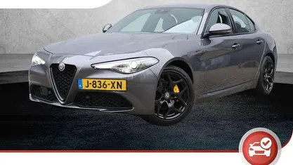 Grijs Gebruikt 2020 Alfa Romeo Giulia Sprint Sedan | € 34.925 (Eerlijke prijs)