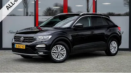 Gebruikt 2021 VW T-Roc Style SUV | € 24.950 (Eerlijke prijs)