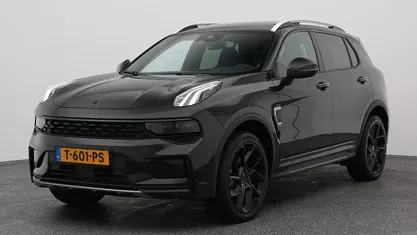 Zwart (metallic) Occasion 2023 Lynk & Co 01 SUV | € 26.900 (Eerlijke prijs)