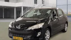 Zwart Gebruikt 2009 Peugeot 308 Style Hatchback | € 1.999 (Eerlijke prijs)