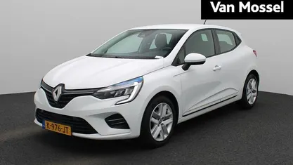 Gebruikt 2021 Renault Clio V Zen Hatchback | € 9.900 (Eerlijke prijs)
