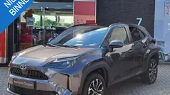 Grijs Gebruikt 2024 Toyota Yaris Cross Style SUV | € 30.400 (Eerlijke prijs)