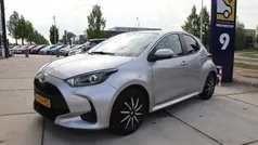Grijs Gebruikt 2022 Toyota Yaris Hatchback | € 16.949 (Goede deal)