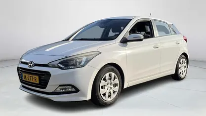 Occasion 2016 Hyundai i20 Comfort Hatchback | € 10.940 (Eerlijke prijs)