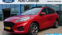 Rood Gebruikt 2022 Ford Kuga ST-Line SUV | € 29.900 (Eerlijke prijs)