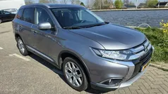 Grijs Gebruikt 2016 Mitsubishi Outlander Edition SUV | € 17.999 (Goede deal)