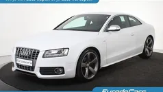 Wit (metallic) Gebruikt 2011 Audi A5 S-Line Coupé | € 7.400 (Super prijs)