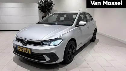 Occasion VW Polo Life 95 PK (69 kW) 2023 Grijs, metallic lak Hatchback