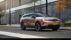 Bruin Nieuw 2024 Opel Grandland Electric SUV | € 46.995 (Super prijs)