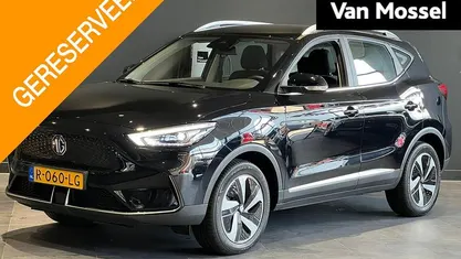 Zwart Occasion 2022 MG ZS Comfort Sedan | € 16.777 (Goede deal)