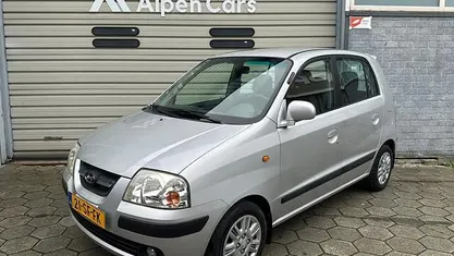 Occasion Hyundai Atos Dynamiq 63 PK (46 kW) 2005 Grijs Hatchback