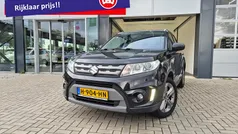 Zwart Gebruikt 2018 Suzuki Vitara Exclusive SUV | € 16.950 (Eerlijke prijs)