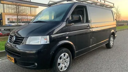 Occasion VW T5 Trendline 174 PK (127 kW) 2009 Zwart Van