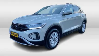 Gebruikt 2022 VW T-Roc Life SUV | € 21.750 (Eerlijke prijs)