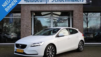 Occasion 2021 Volvo V40 Hatchback | € 19.990 (Eerlijke prijs)