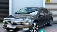 Bruin Gebruikt 2018 VW Passat Comfortline Sedan | € 16.950 (Eerlijke prijs)