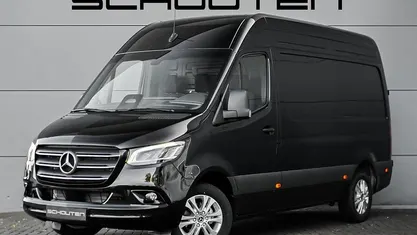 Zwart Gebruikt 2024 Mercedes Sprinter Van | € 56.900 (Eerlijke prijs)