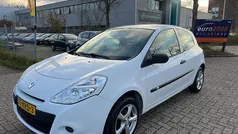 Gebruikt 2010 Renault Clio II Hatchback | € 3.750 (Eerlijke prijs)