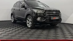 Zwart Gebruikt 2017 Ford Kuga Vignale SUV | € 14.950 (Eerlijke prijs)