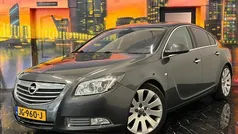 Grijs Gebruikt 2009 Opel Insignia Executive Hatchback | € 5.799 (Eerlijke prijs)