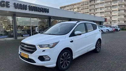 Occasion 2017 Ford Kuga ST-Line SUV | € 15.950 (Eerlijke prijs)
