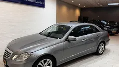 Grijs Gebruikt 2012 Mercedes E200 Avantgarde Sedan | € 12.950 (Eerlijke prijs)