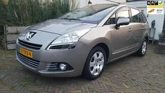 Grijs Gebruikt 2012 Peugeot 5008 Active MPV | € 5.950 (Eerlijke prijs)