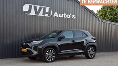 Zwart Gebruikt 2025 Toyota Yaris Cross SUV | € 28.950 (Eerlijke prijs)