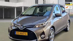Gebruikt 2017 Toyota Yaris Hybrid Hatchback | € 14.450 (Goede deal)