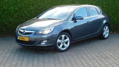 Grijs Gebruikt 2010 Opel Astra Sport Hatchback | € 5.950 (Eerlijke prijs)