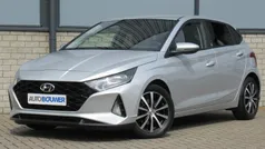Zilver Gebruikt 2022 Hyundai i20 Edition 30 Hatchback | € 17.450 (Eerlijke prijs)